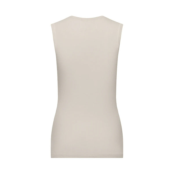 tan tank top