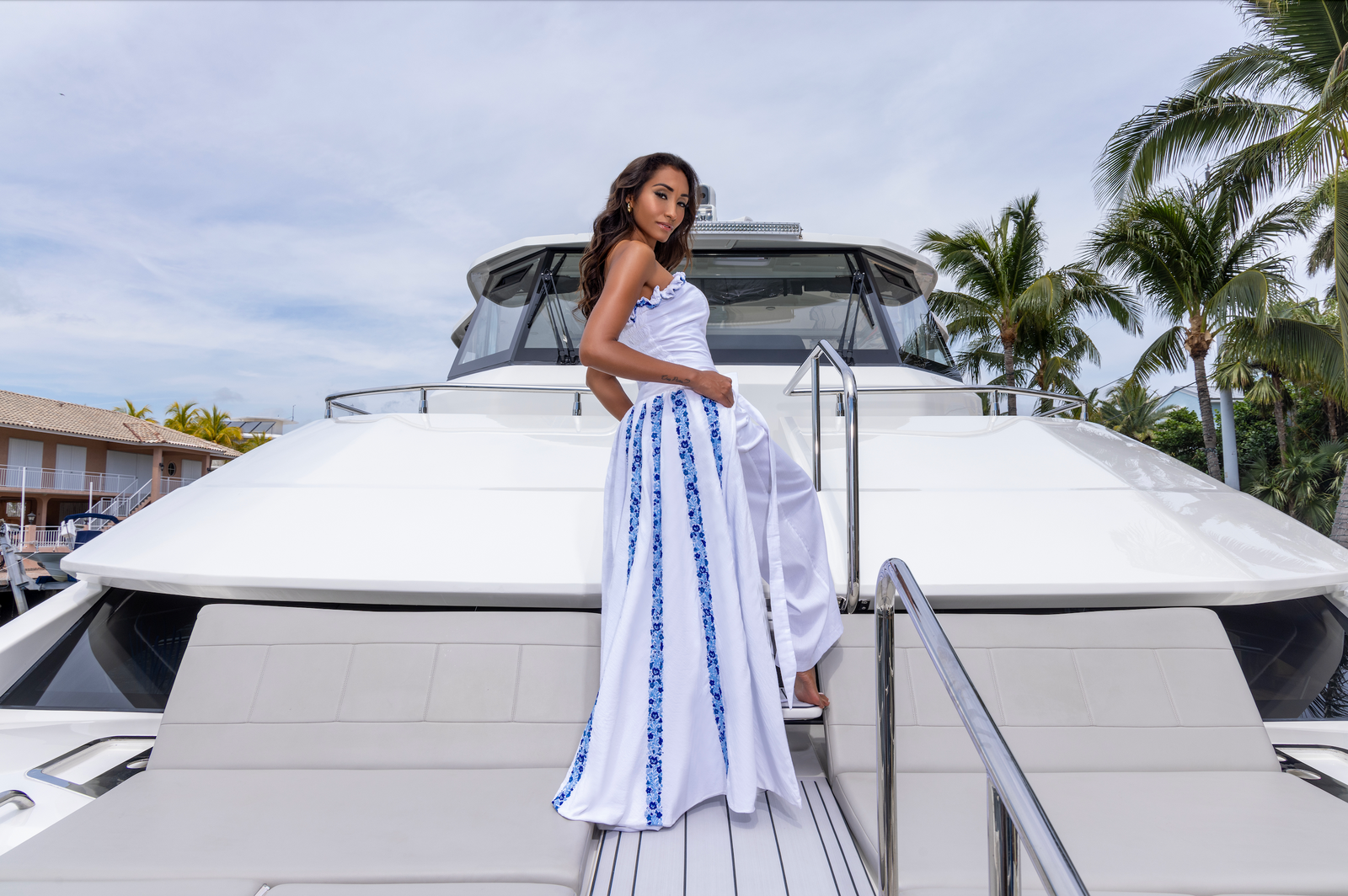 La Peony Clothing - Campaign Video